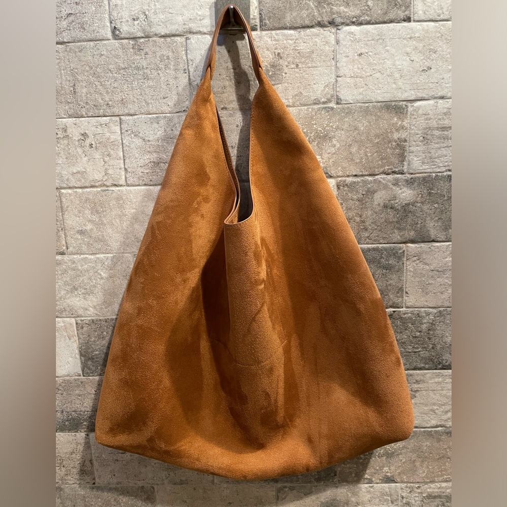 ❤️ GAP VEGAN SUEDE SLOUCH BAG